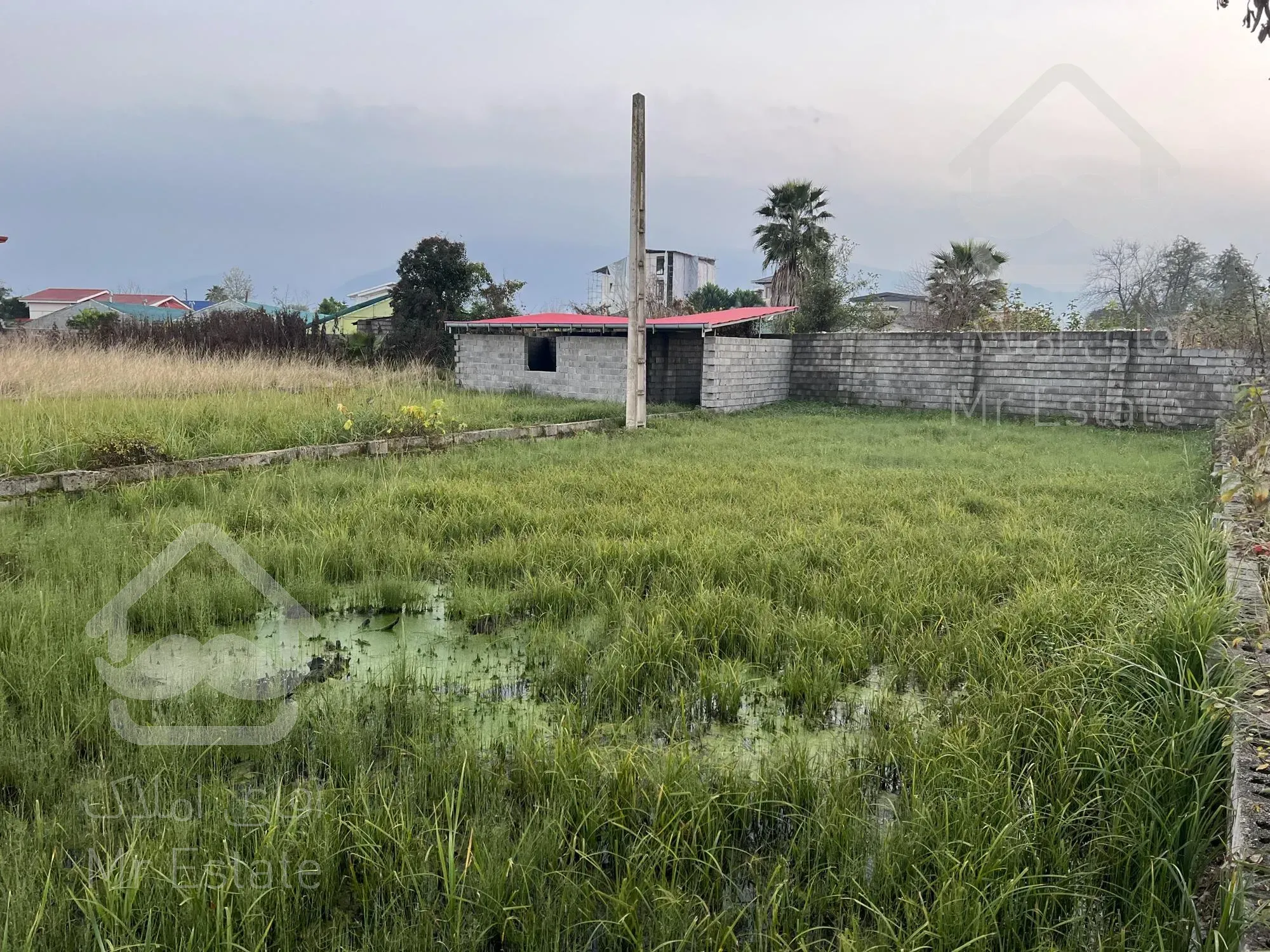 فروش زمین شمال شهرکی زمین 440 متر با 200 متر پروانه ساخت