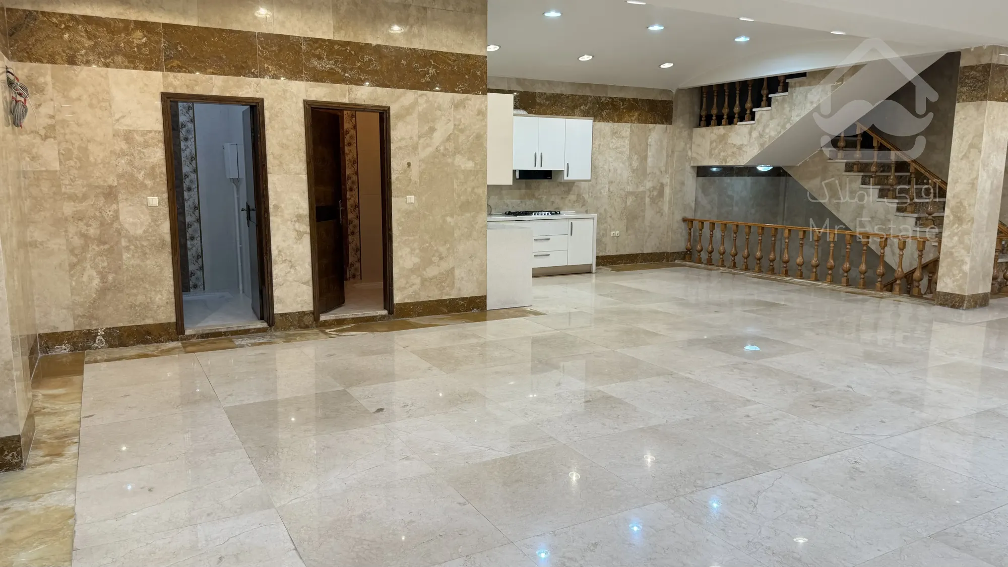 فروش ملک تجاری مستقل در منطقه ۲۲