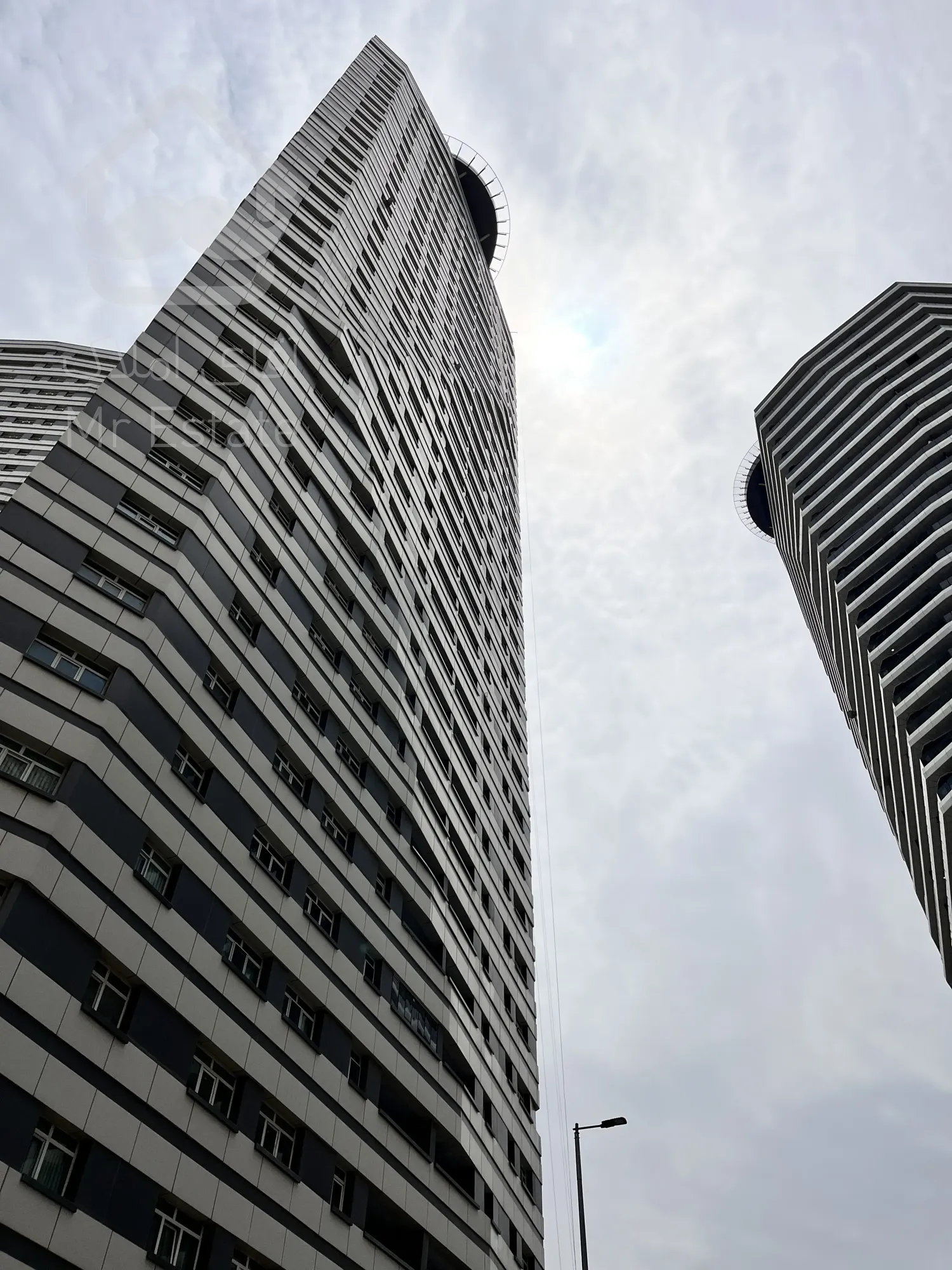 شهرک چیتگر ۱۱۰ متری طبقه ۱۸