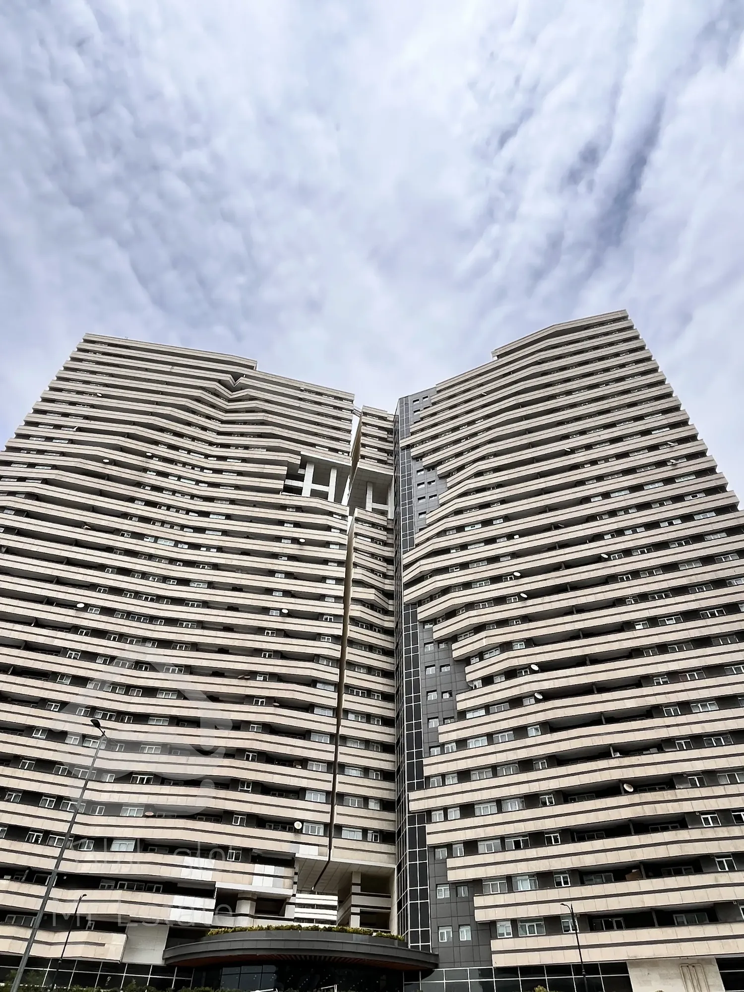 شهرک چیتگر ۱۱۰ متری طبقه ۱۸