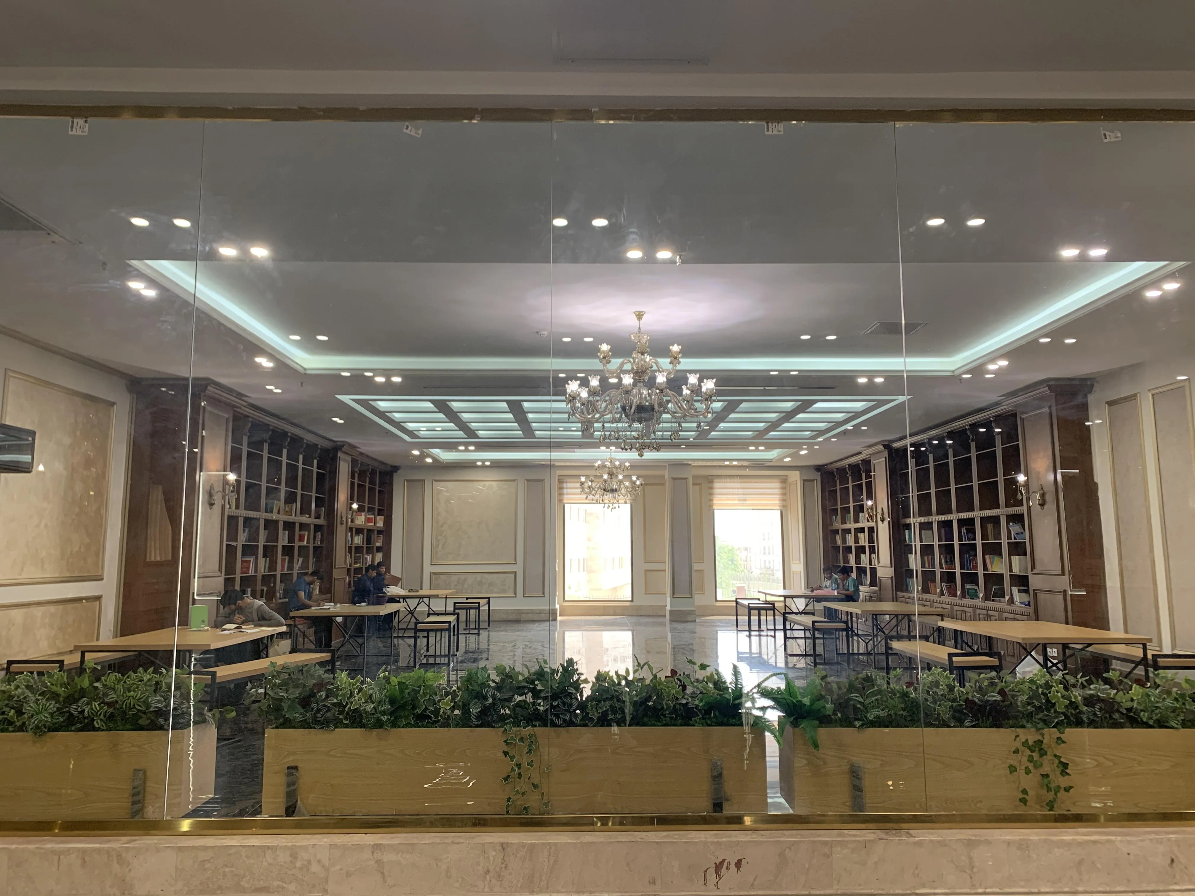 پیش فروش واحد 121 متری