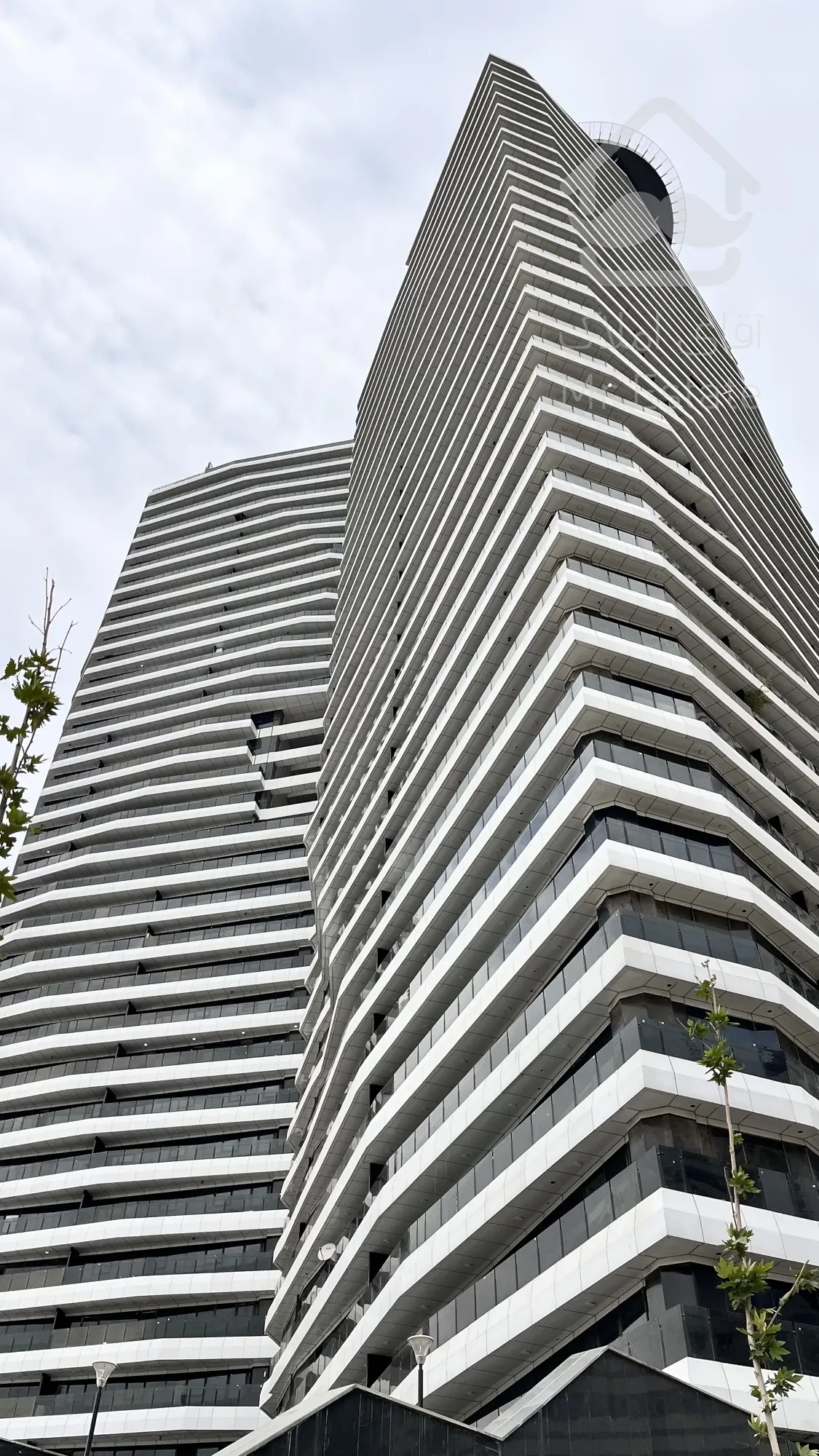 شهرک چیتگر ۱۱۰ متری طبقه ۱۸