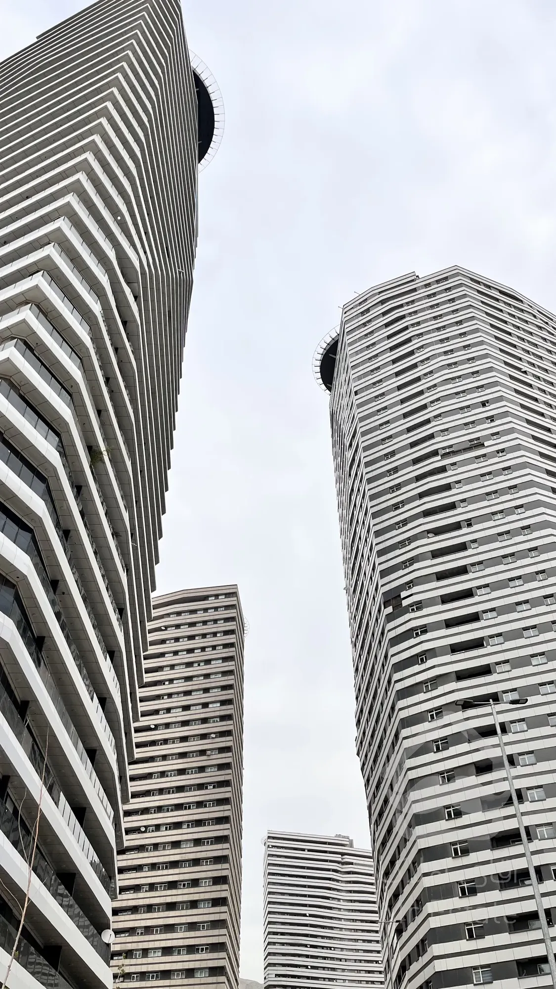 شهرک چیتگر ۱۱۰ متری طبقه ۱۸