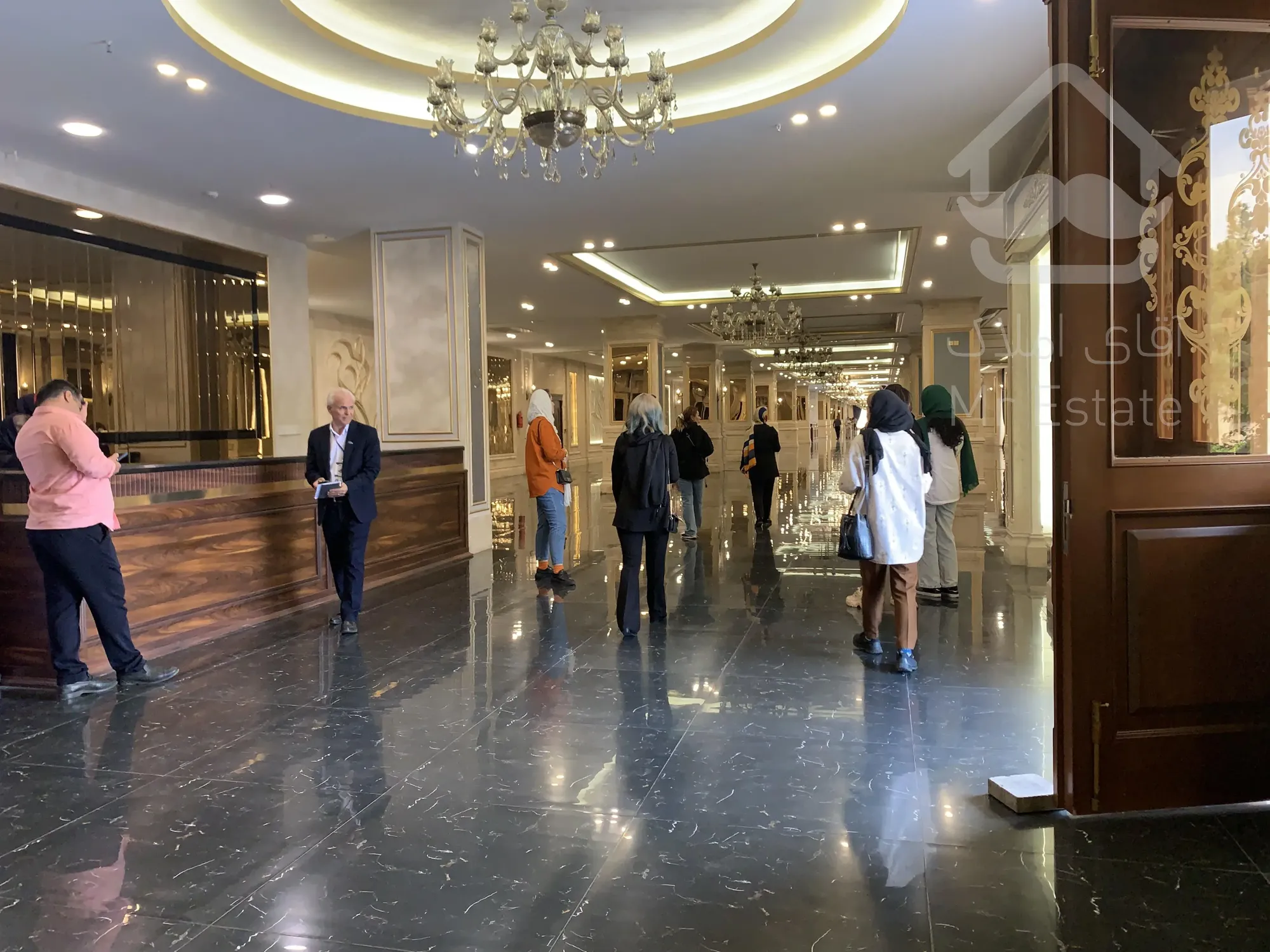 پیش خرید واحدی لوکس در بهترین لوکیشن شرق تهران