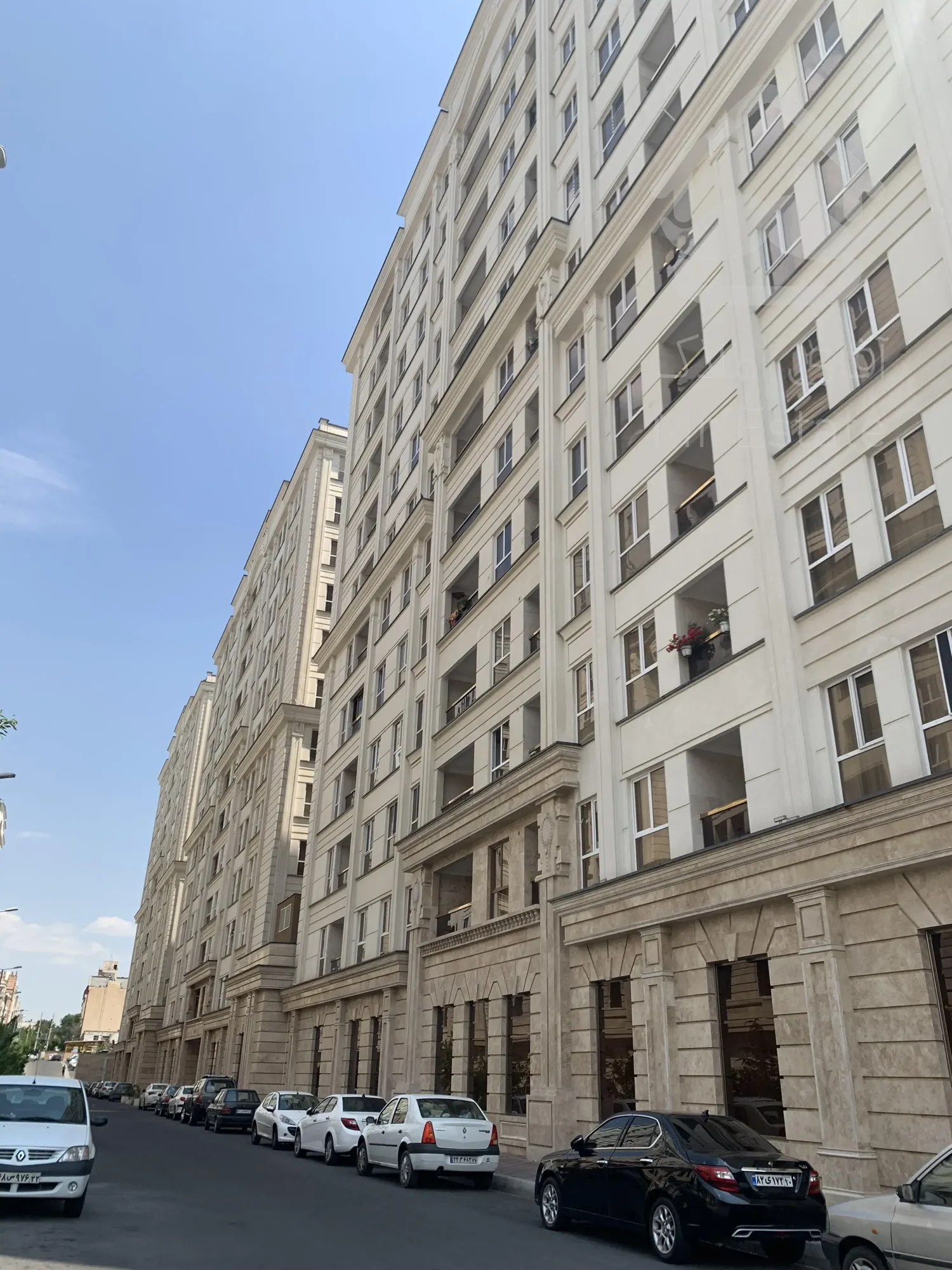 پیش فروش واحد 121متری در رسالت