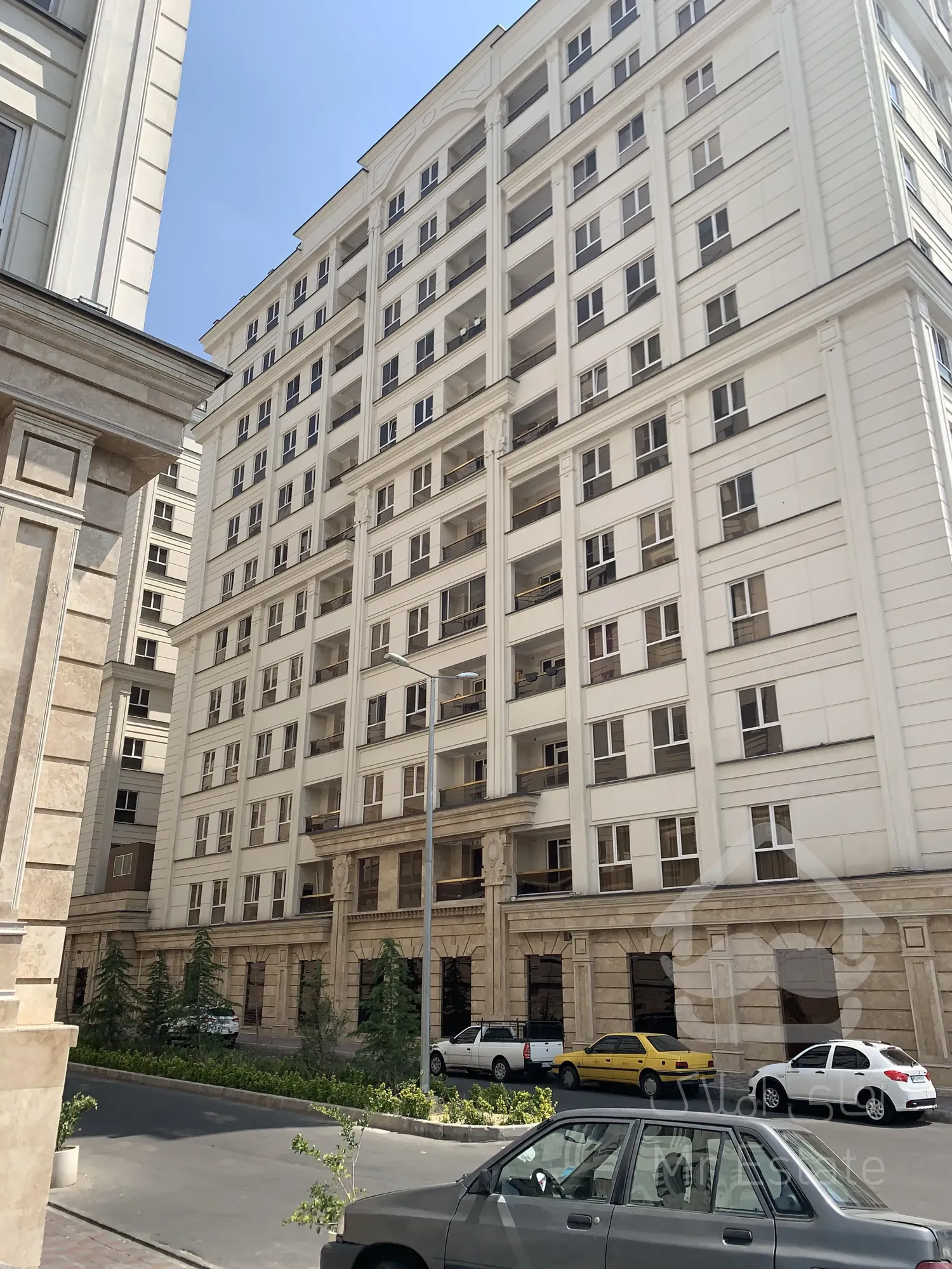 پیش فروش واحد 121متری در رسالت