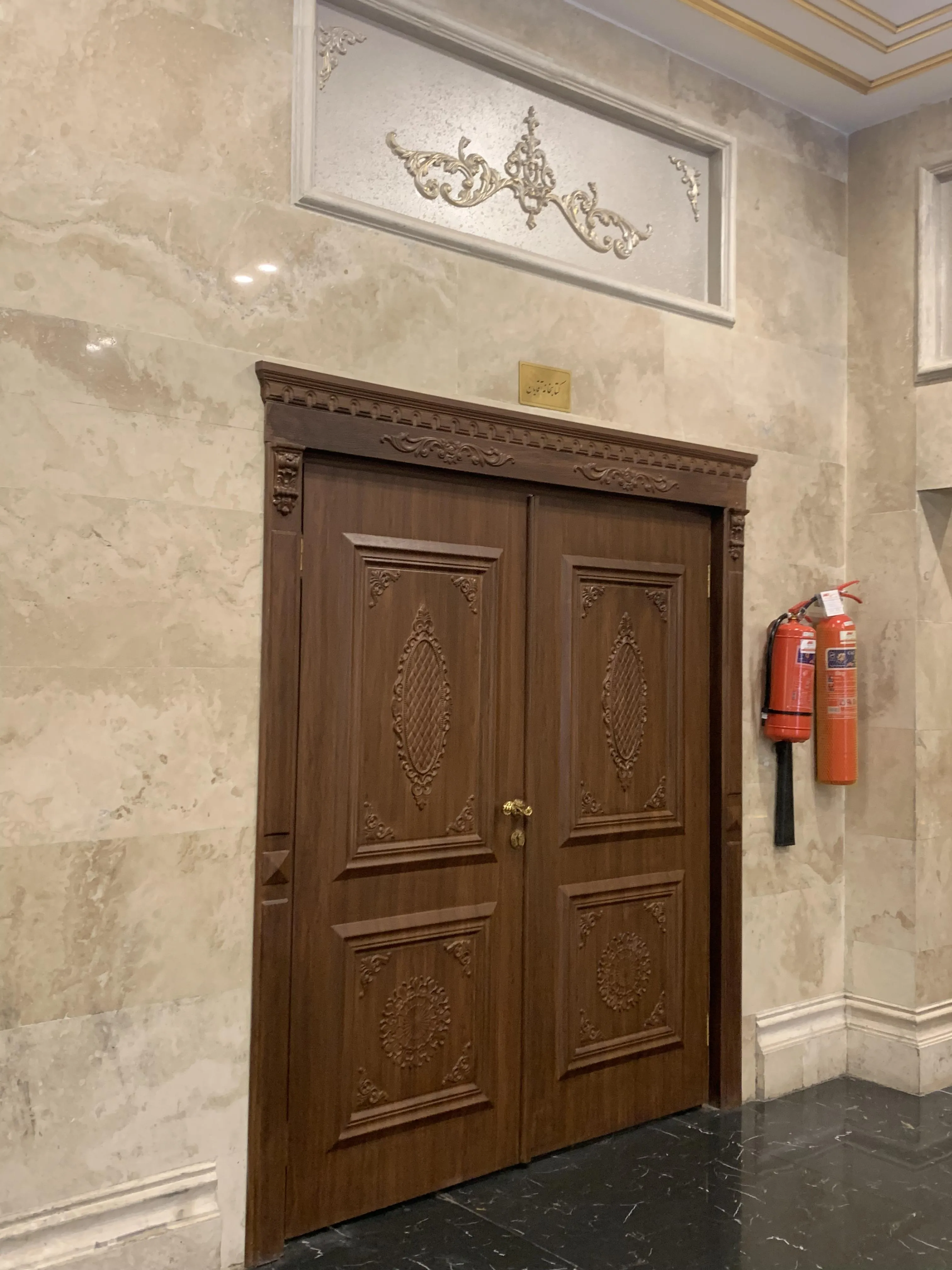 پیش فروش واحد 116متری در سوهانک