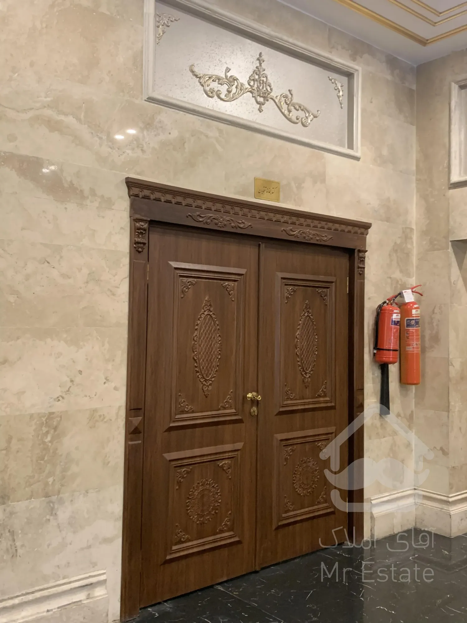 پیش فروش واحد121متری