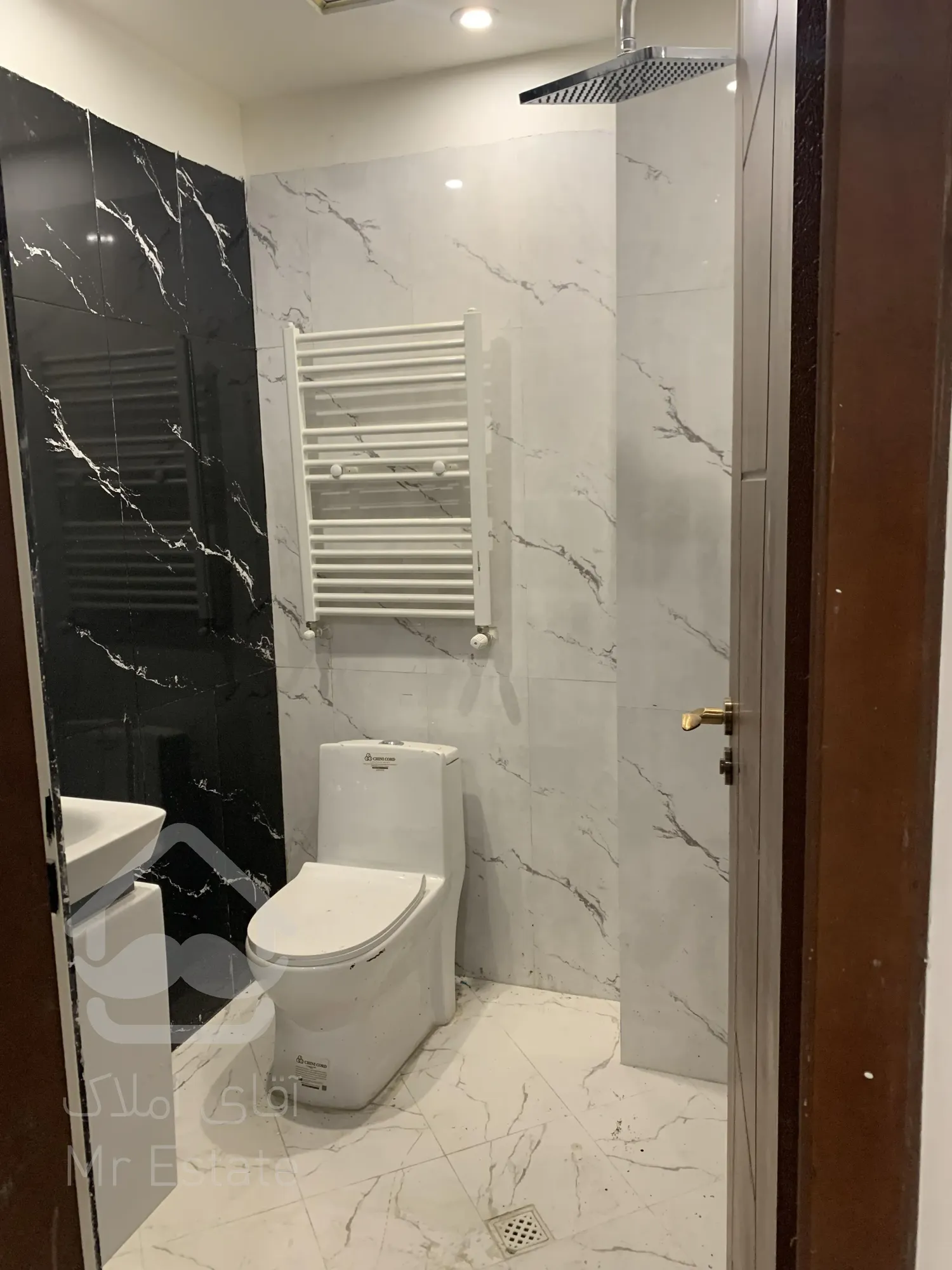 فروش واحد 192 متری 3 خواب در پاسداران