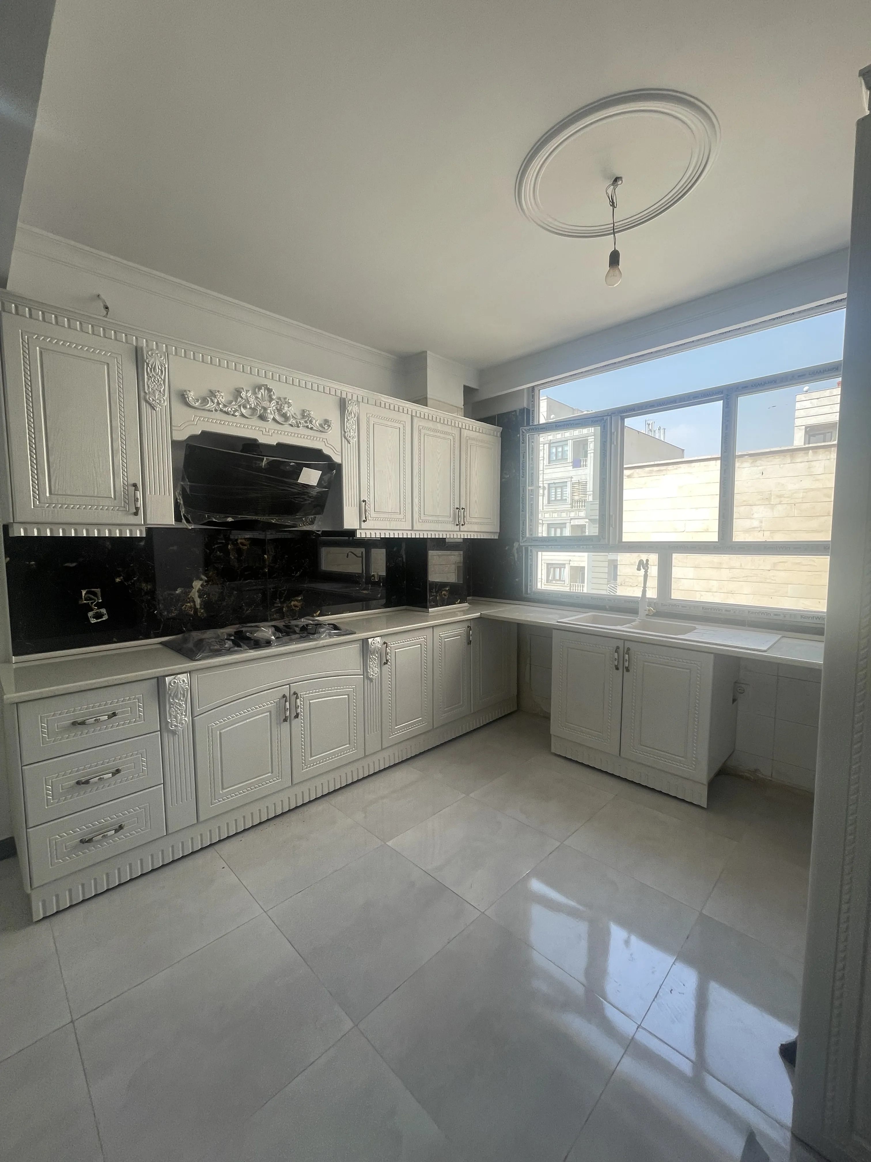 فروش آپارتمان ۷۵متری در فردوس شرق