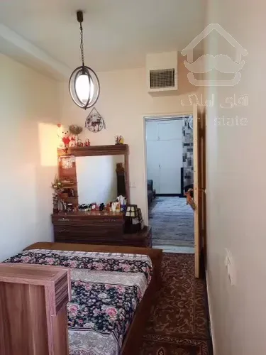 آپارتمان ۶۰ متری خوش نقشه تمیز