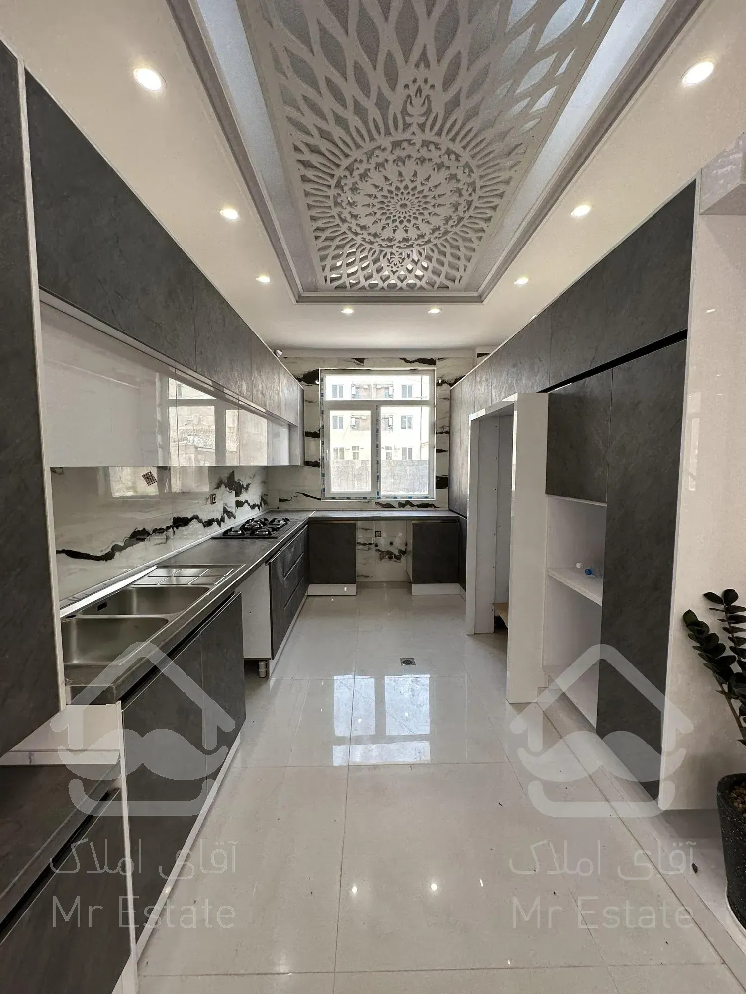 دوبلکس نوساز فوق العاده لوکس