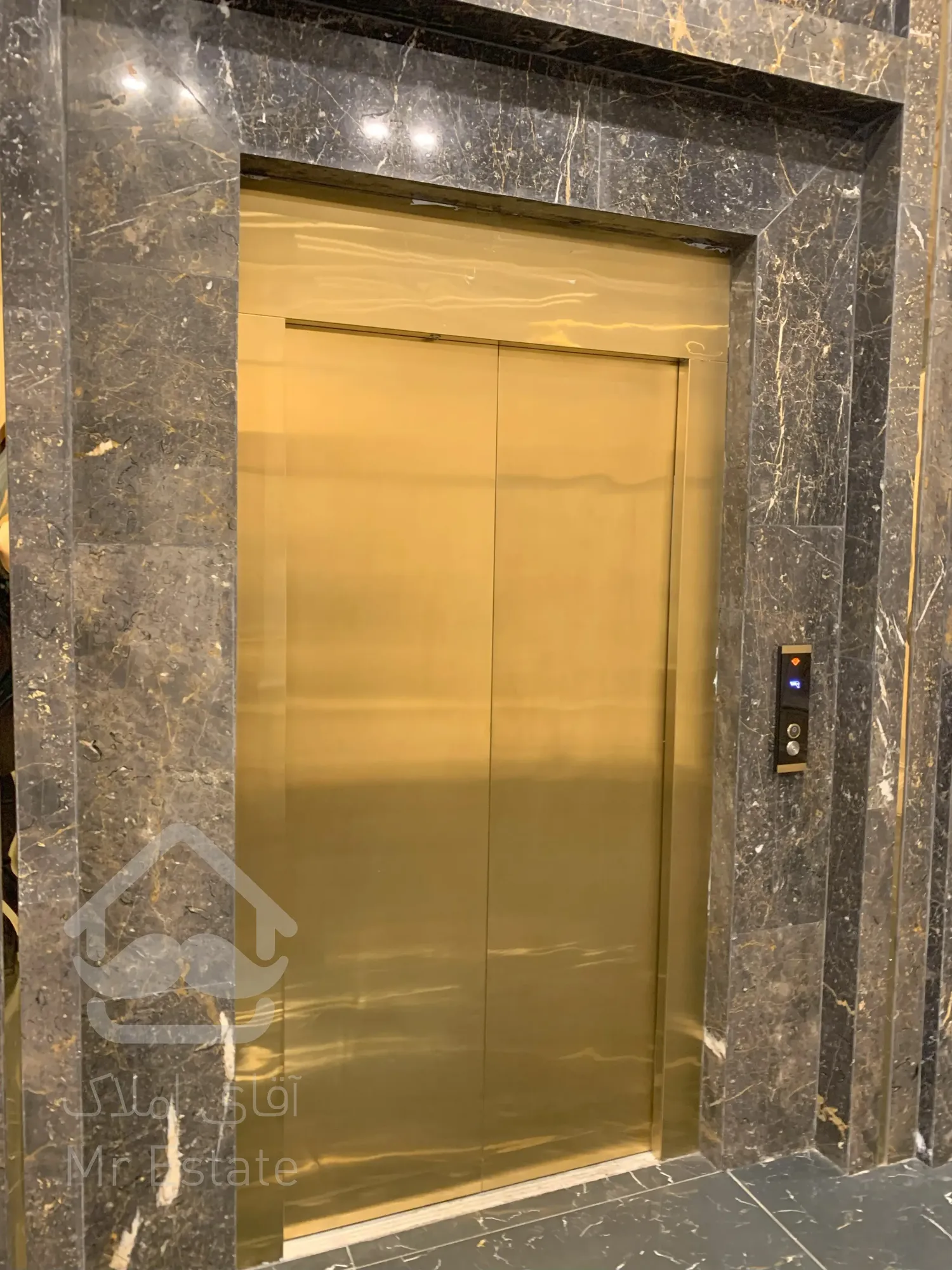 فروش واحد اماده 2خوابه بصورت اقساط/ قیمت قطعی/ رونیکاپالاس کوهک