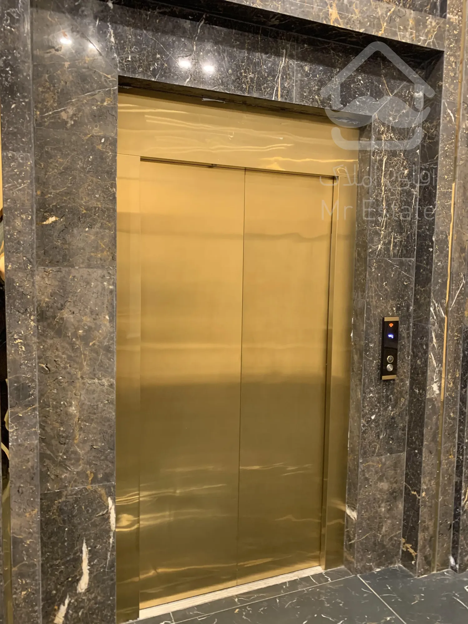 پیش فروش واحد 121متری