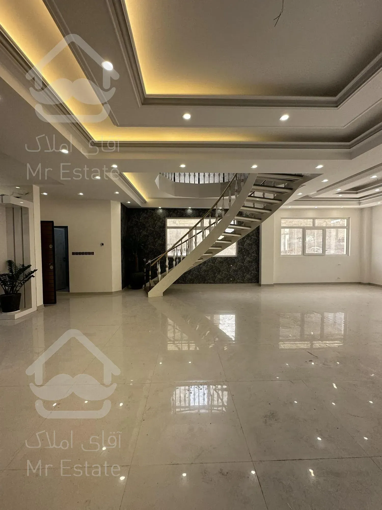 دوبلکس نوساز فوق العاده لوکس