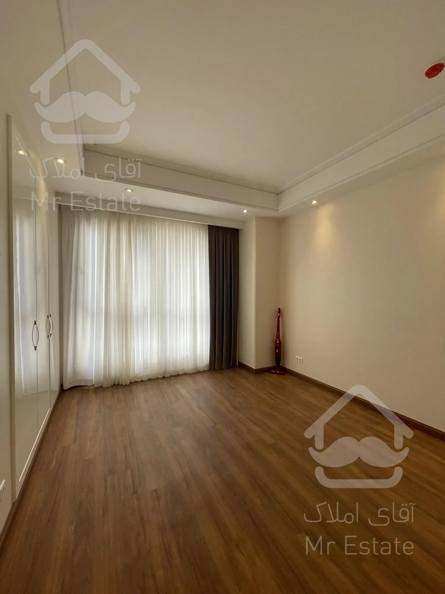 فروش آپارتمان ۲۱۰ متری در ولنجک