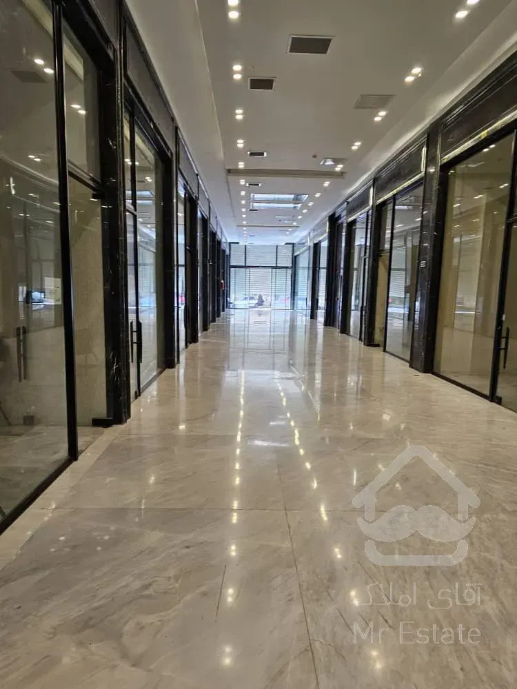 فروش مغازه 67 متری مناسب تمام اصناف در رونیکا مال پاسداران