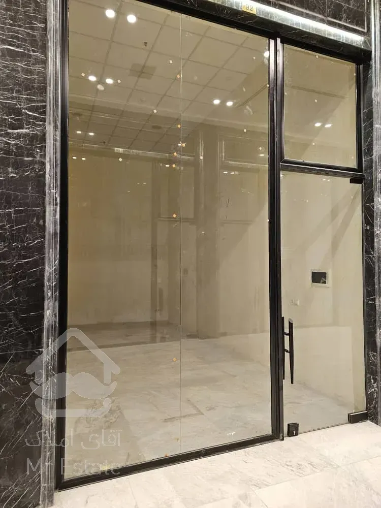 فروش مغازه 40 متری با شرایط پرداخت از دم قسط در رونیکا مال هروی