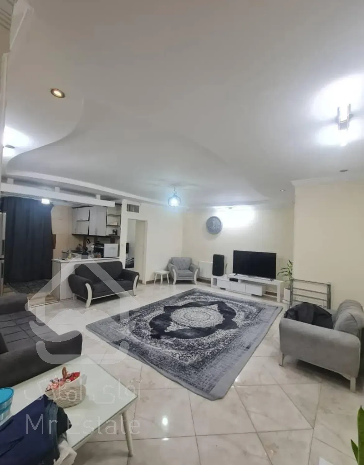 فروش آپارتمان ۸۰متری در سازمان برنامه،زیر قیمت