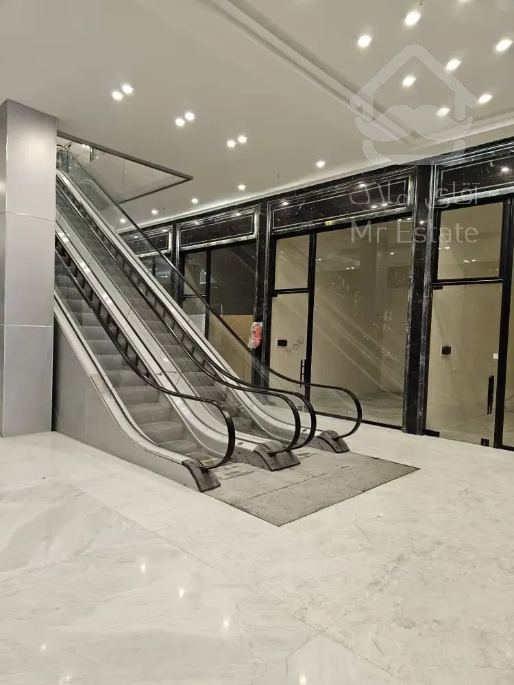 فروش مغازه 67 متری مناسب تمام اصناف در رونیکا مال پاسداران