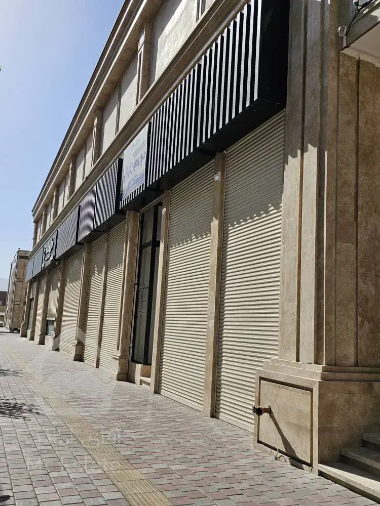 فروش مغازه 67 متری مناسب تمام اصناف در رونیکا مال پاسداران