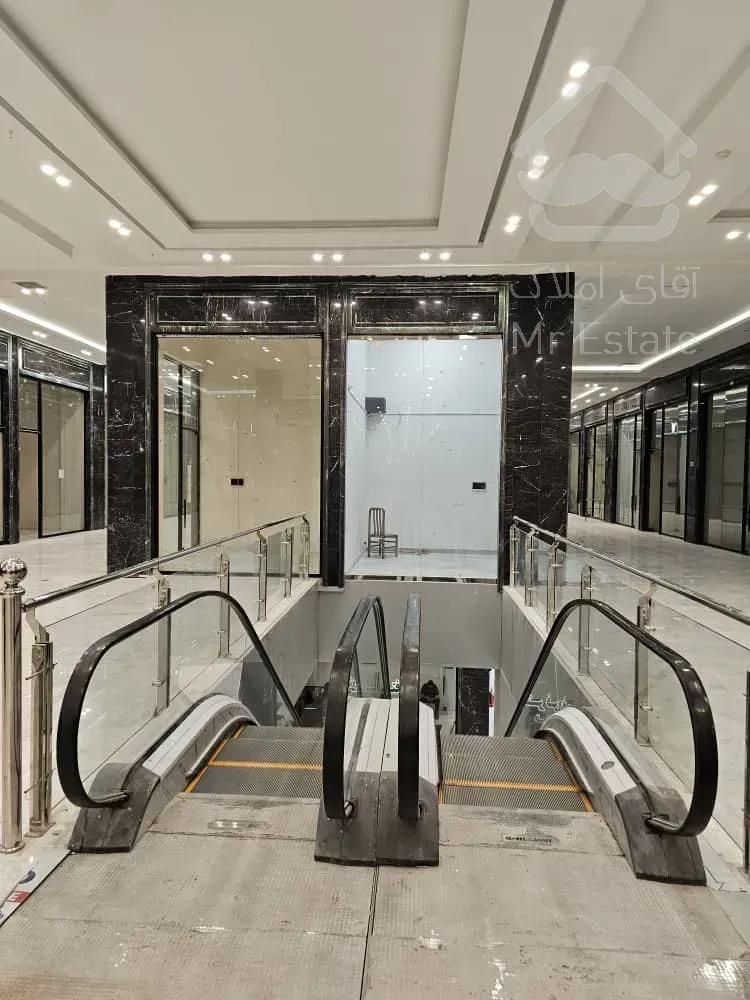 فروش مغازه 67 متری مناسب تمام اصناف در رونیکا مال پاسداران