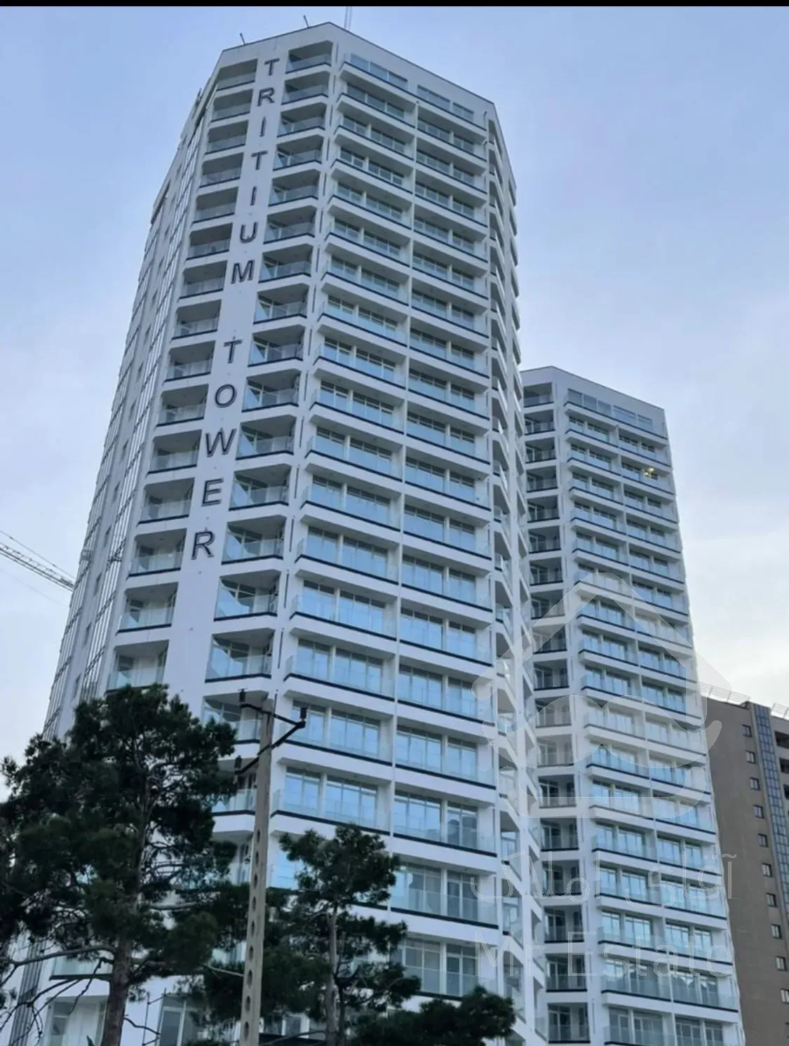 برج تریتیوم ۱۶۰ متری دریاچه چیتگر ۳خواب پنجره قدی ویو دریاچه