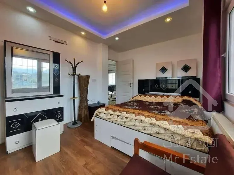 فروش ۳۰۰ متر