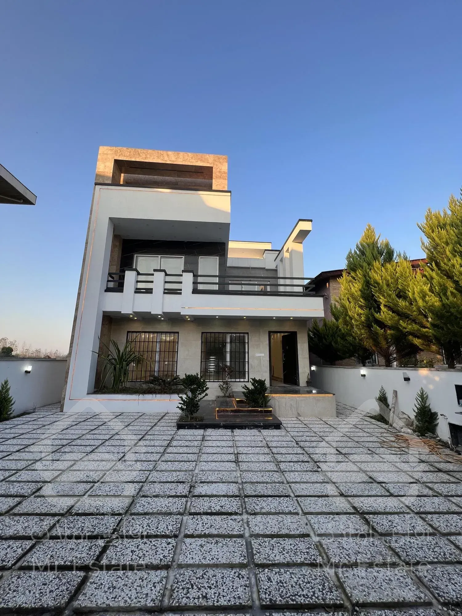 فروش ویلا شرایط اقساط مدارک کامل عباس آباد