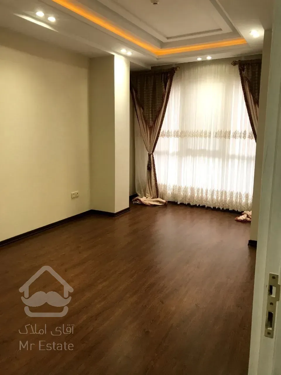 نیاوران ۱۲۱متر ۲خواب