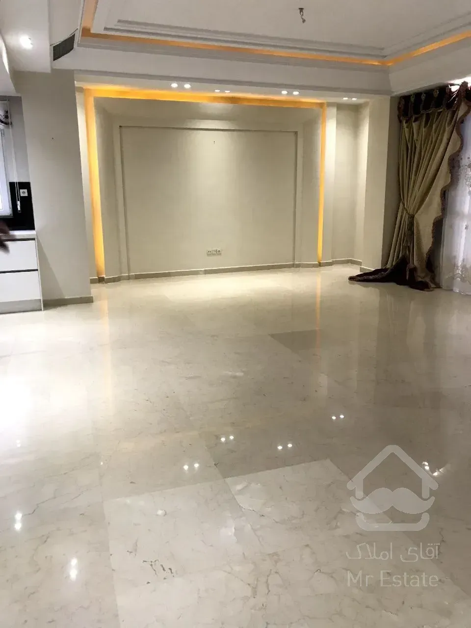 دزاشیب ۱۰۵ متر ۳خواب