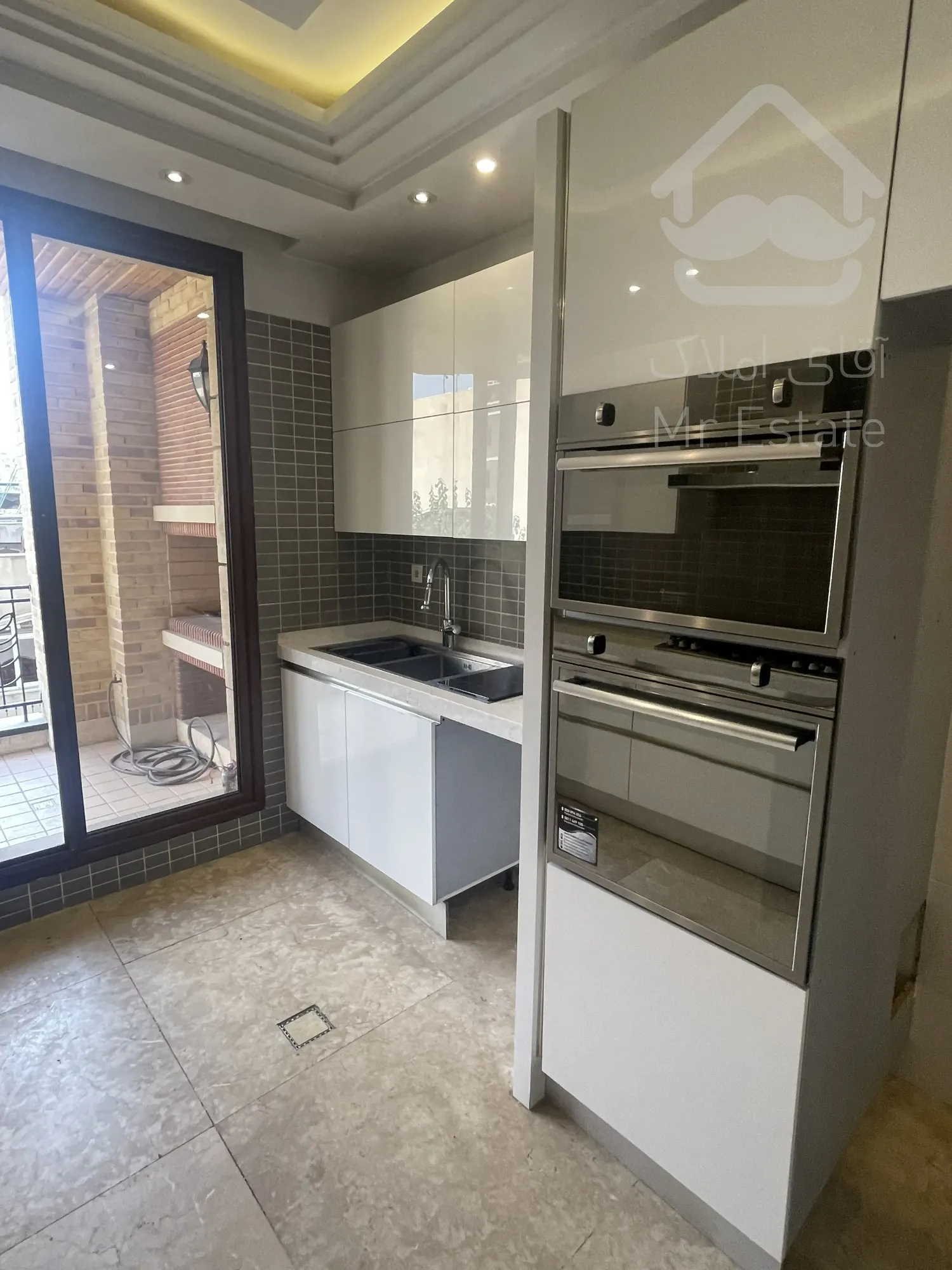 فروش 85 متر هروی