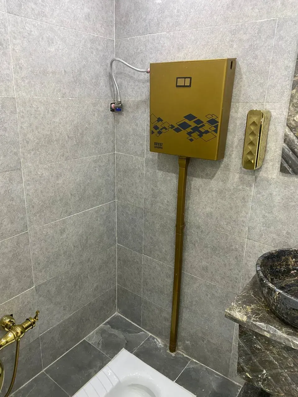 ۶۵متر ۸ساله فول با بالکن همیلا