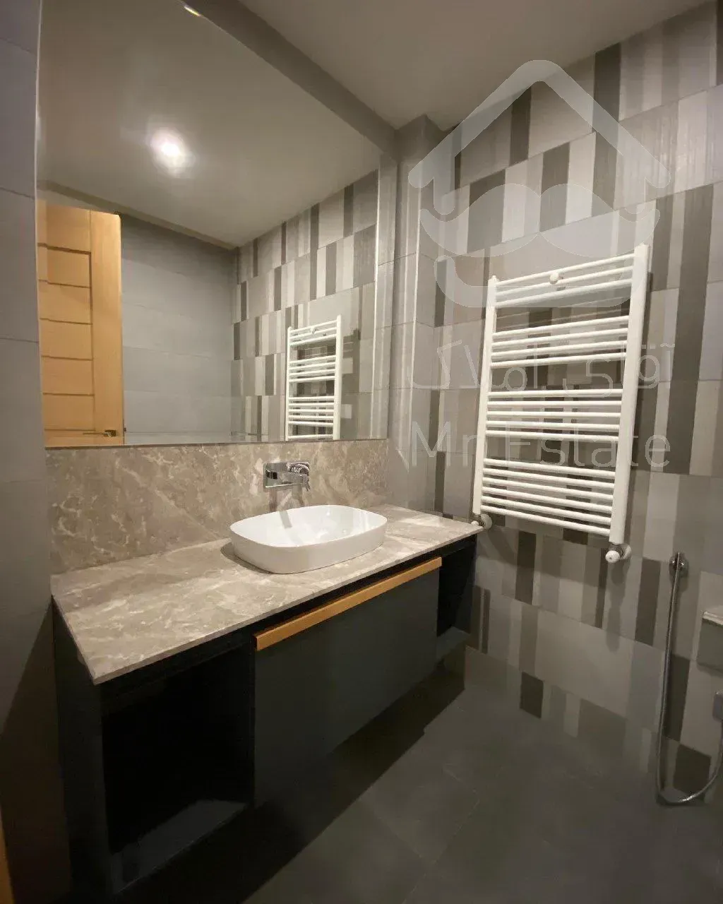 نیاوران ۱۷۰متر ۳خواب