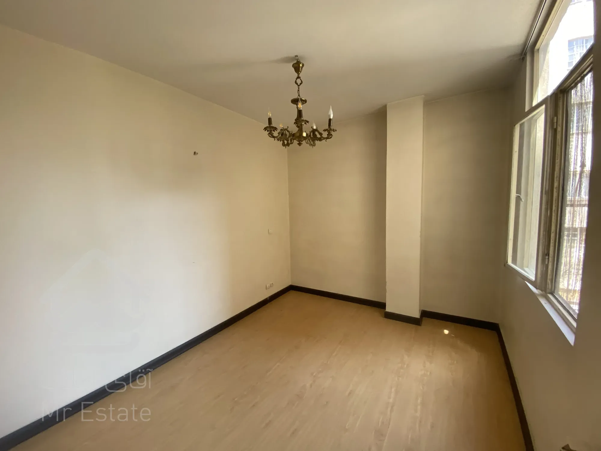 رهن و اجاره آپارتمان مسکونی ۵۵ متر بلوار فردوس