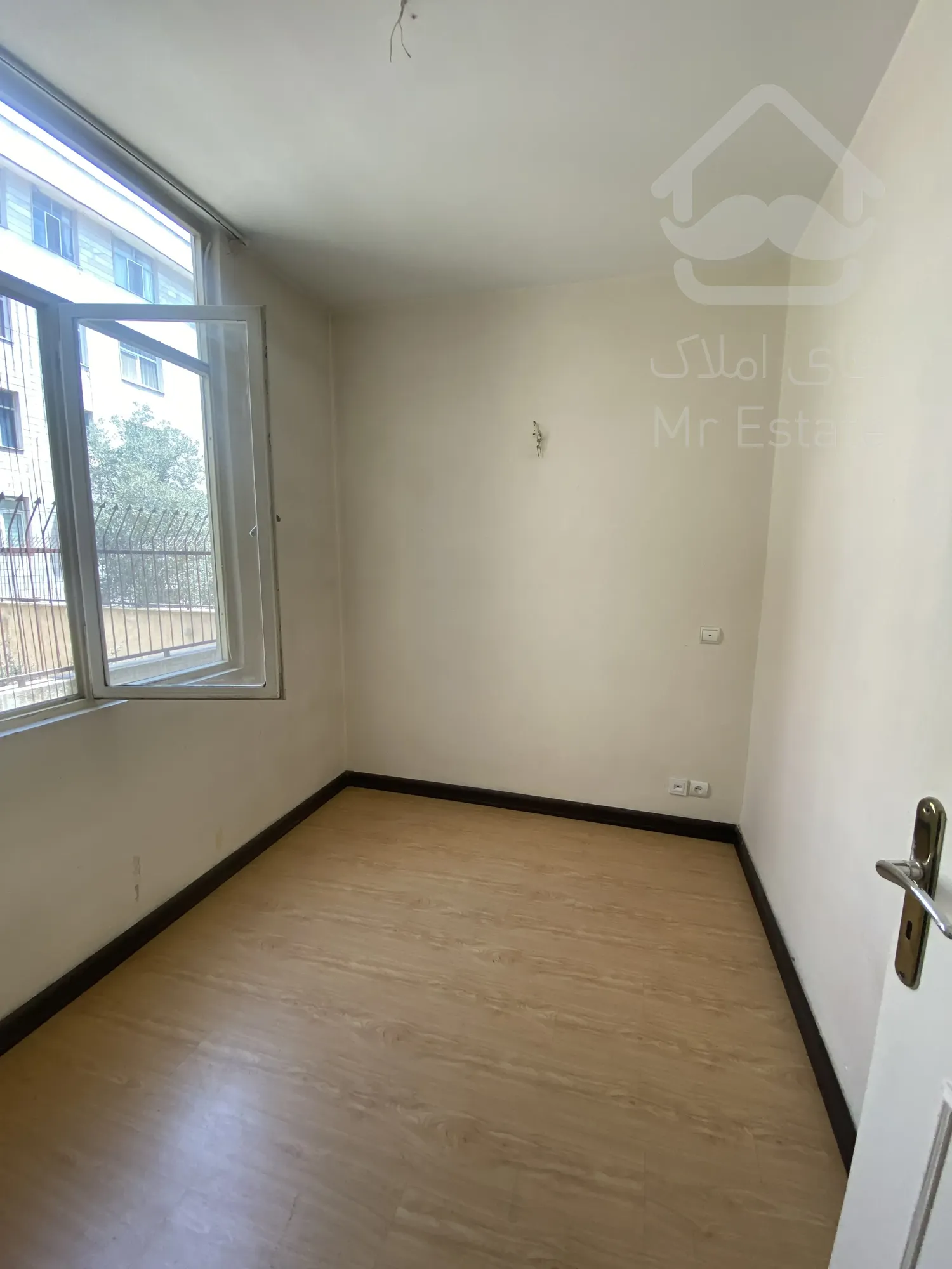 رهن و اجاره آپارتمان مسکونی ۵۵ متر بلوار فردوس