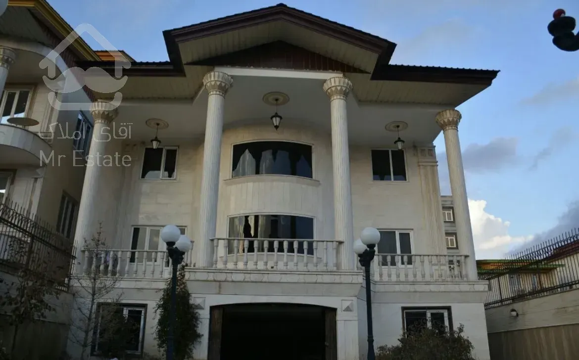 ویلا تریبلکس ۵۶۰ متری با آسانسور دردماوندگیلاوند