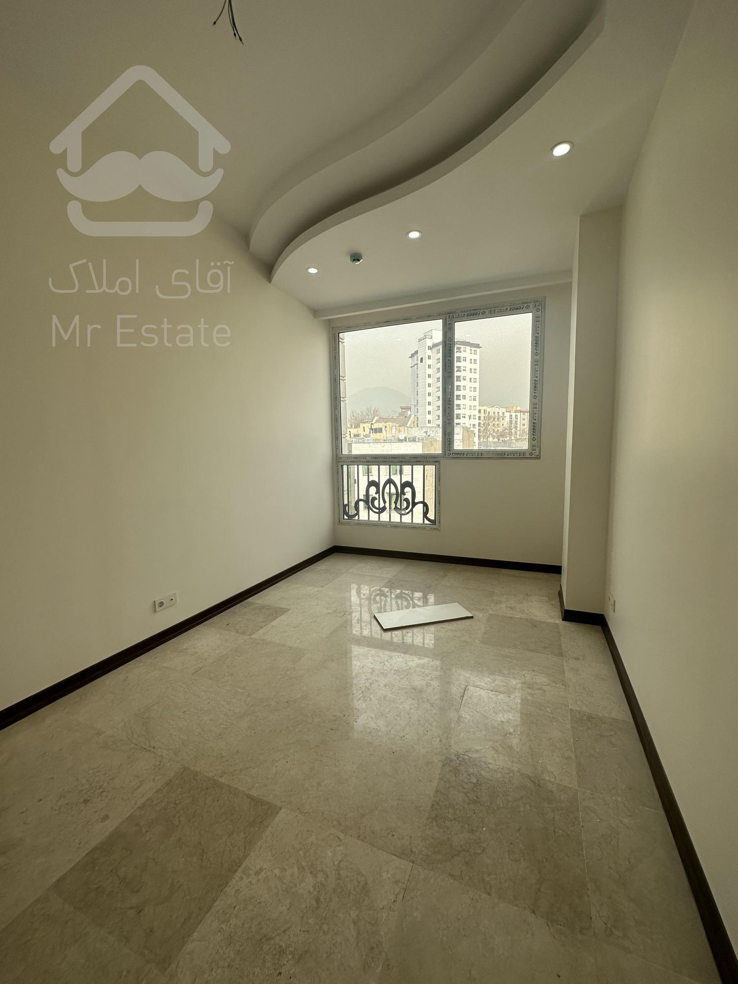 112 متر،سه خواب، سالن پرده خور، زیر قیمت