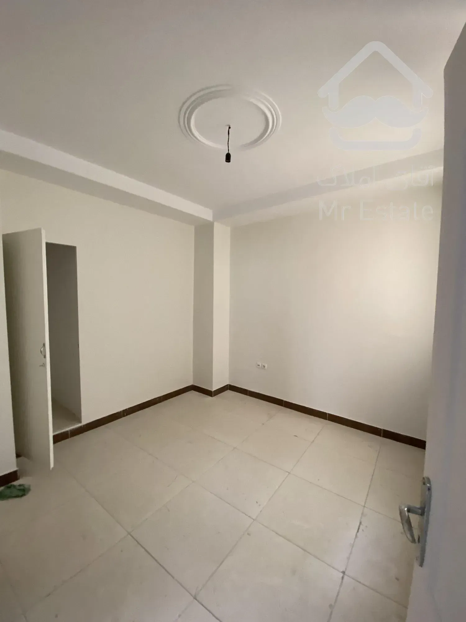 ۱۱۹متر،۵سال ساخت،فول امکانات