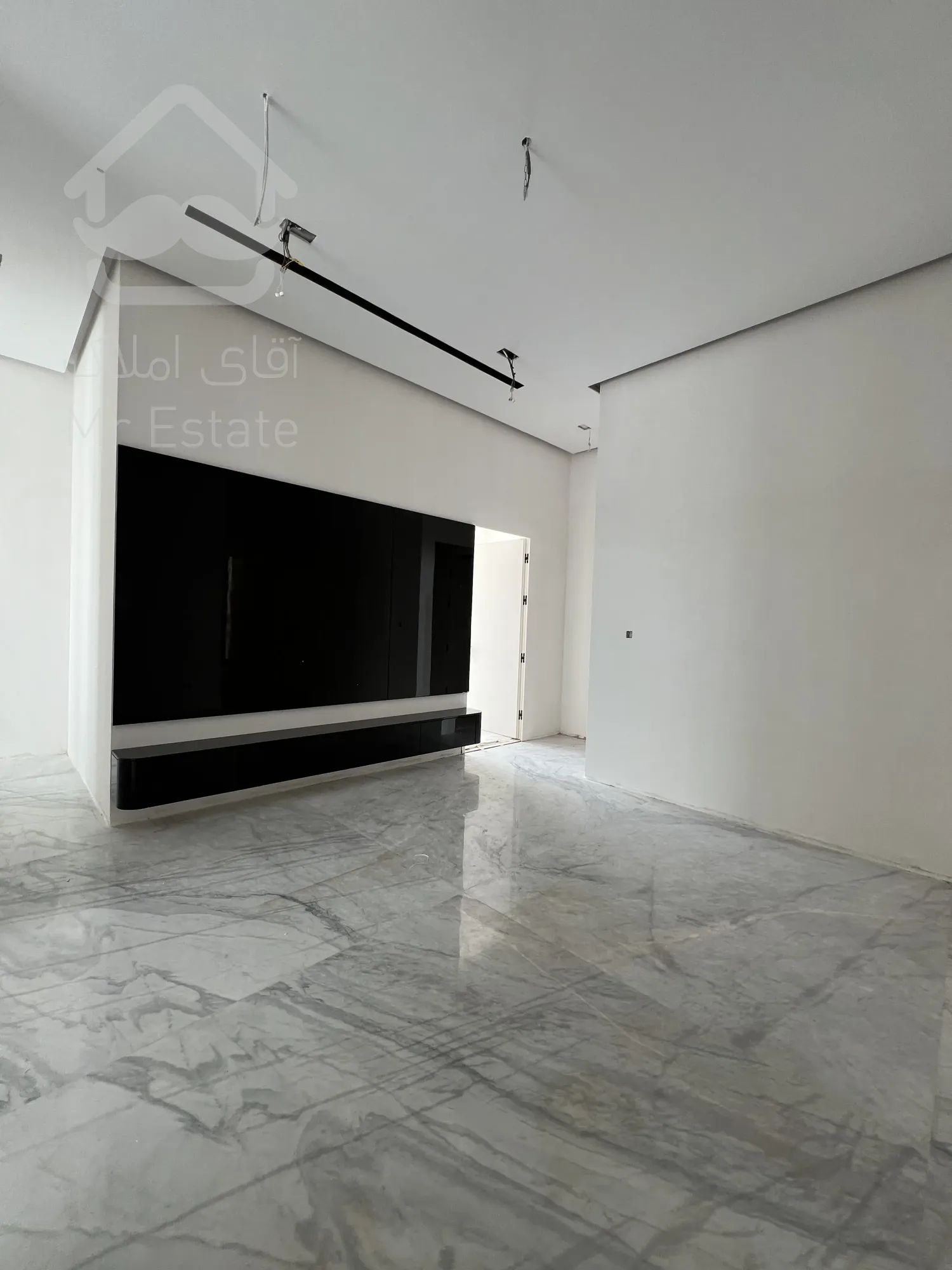 ۳۳۰ متر مدرن فول مشاعات نیاوران