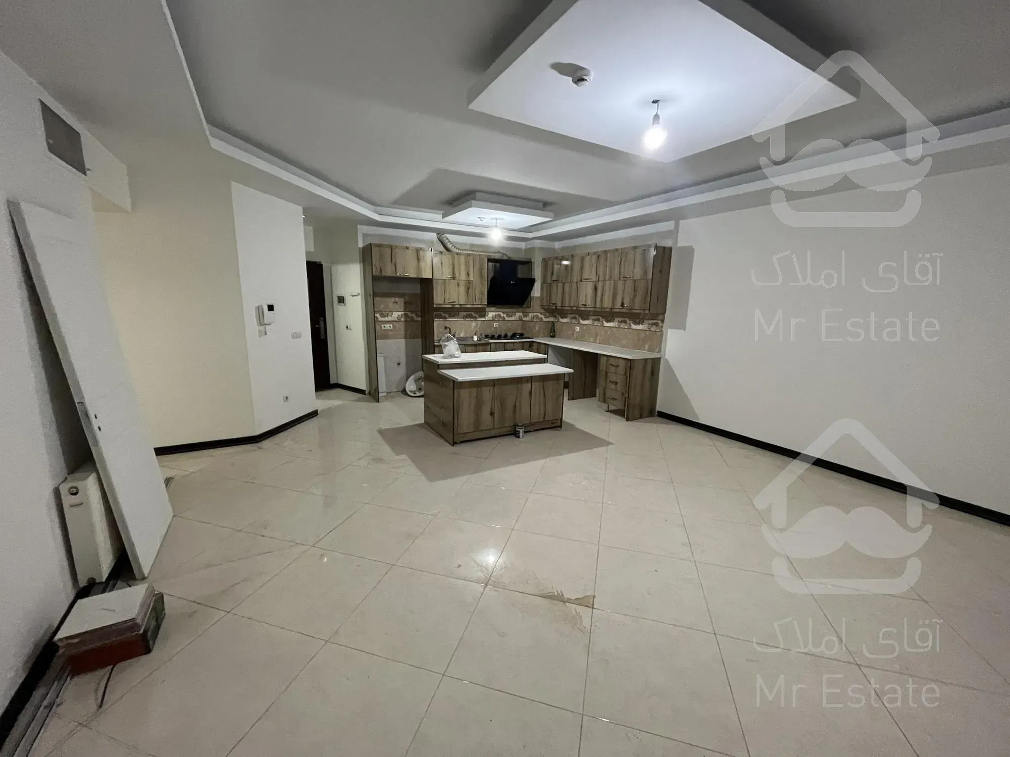 ۹۰ متر/ خوش نقشه/ مهرشهر