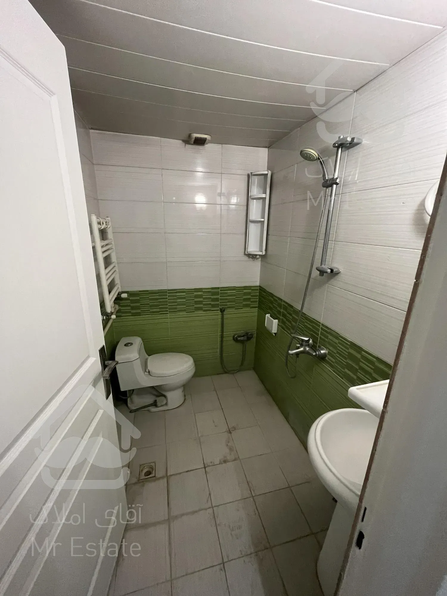 ۹۰ متر/ خوش نقشه/ مهرشهر