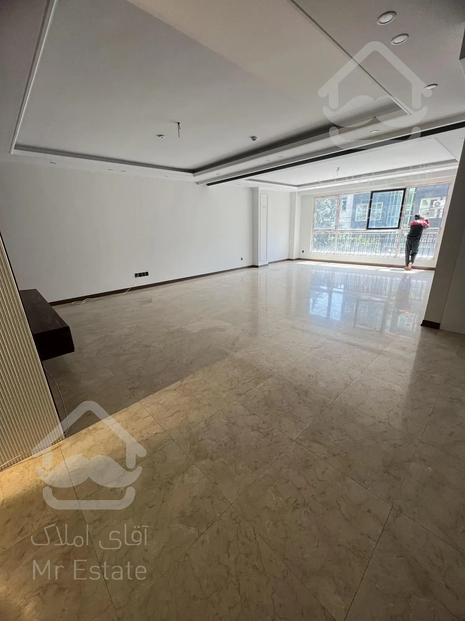 رهن اجاره اپارتمان۲۰۰متری سه خواب قدوسی غربی شیراز