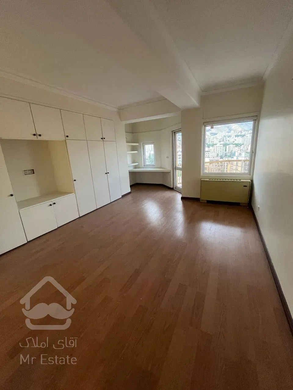 کامرانیه ۲۵۰ متر ۴ خواب