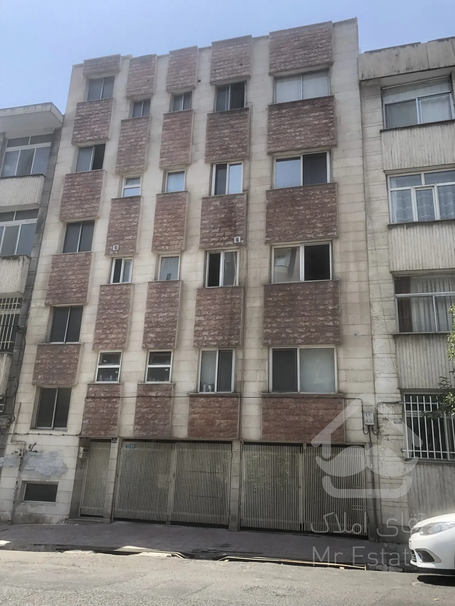 فروش 100 متر مسکونی موقیعت اداری