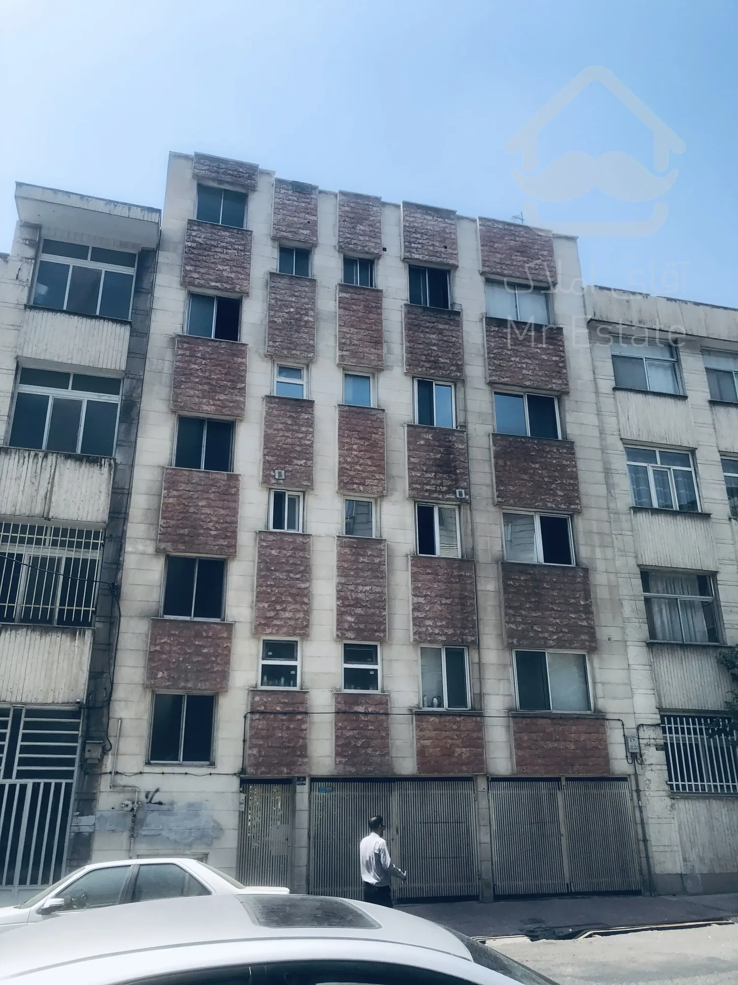 فروش 100 متر مسکونی موقیعت اداری