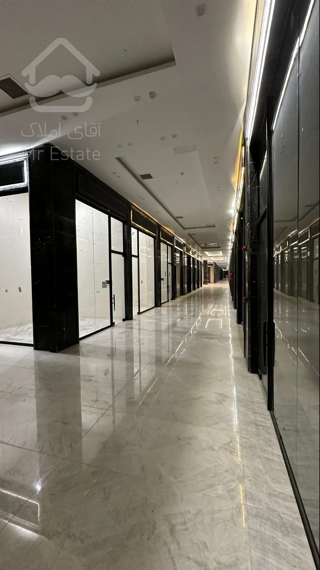 پیش فروش واحد تجاری 33 متری  در میرزابابایی با شرایط پرداخت ویژه