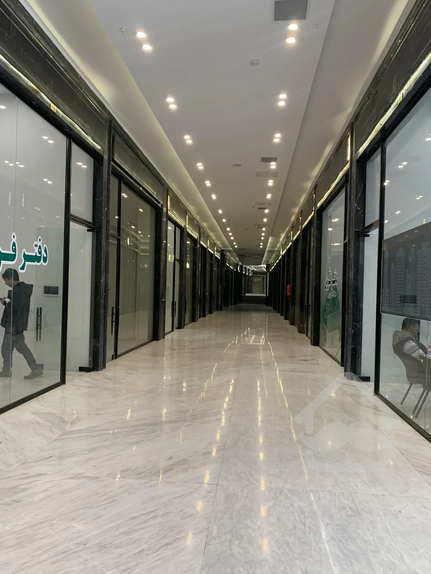 فروش مغازه 19 متری در رونیکا مال هروی با شرایط پرداخت بی تکرار