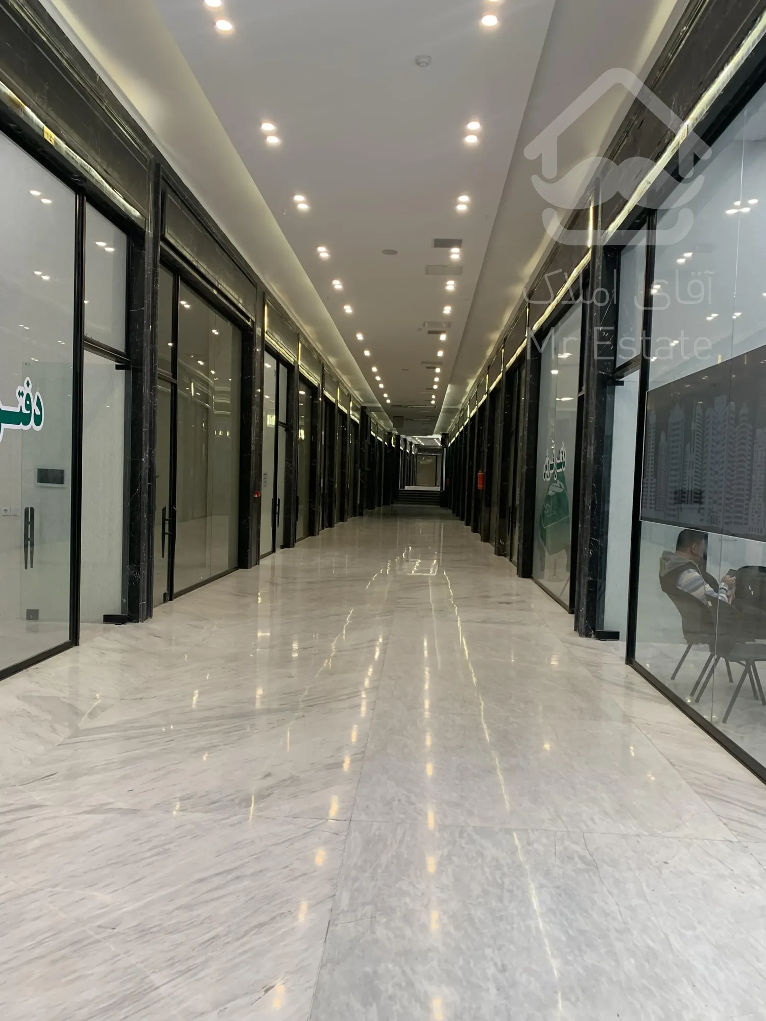 فروش مغازه لاکچری 36 متر مناسب تمام اصناف رونیکا مال پاسداران