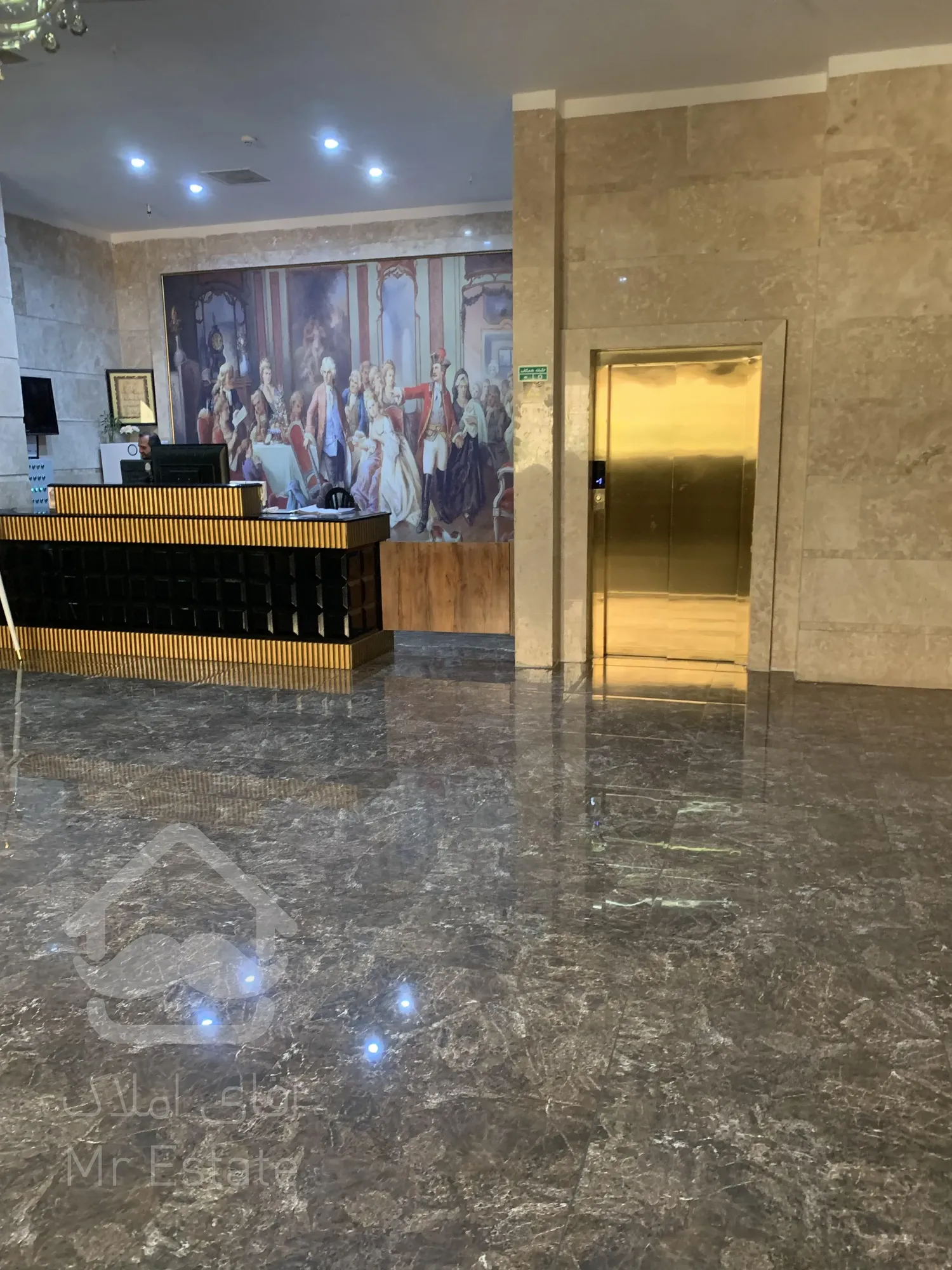 فروش واحد 121 متر رونیکاپالاس دردشت در رسالت